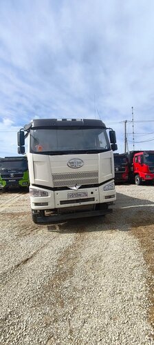 FAW J6 6x4 Самосвал