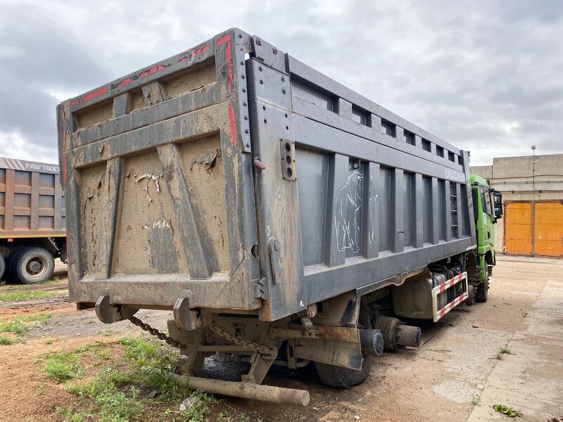 Shacman (Shaanxi) SX 8x4 Самосвал — фото 9