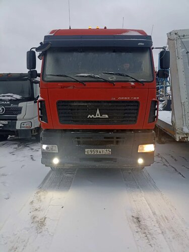МАЗ 6430 6x4 Седельный тягач