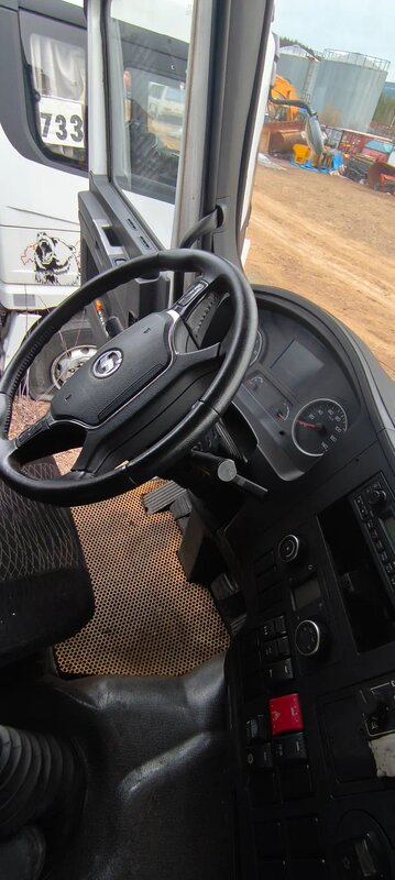 Shacman (Shaanxi) SX 8x4 Самосвал — фото 9