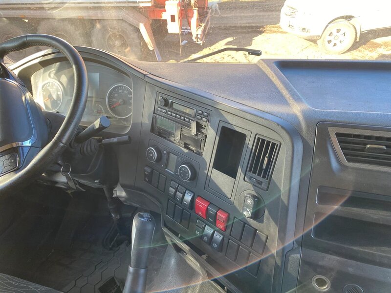 Shacman (Shaanxi) SX 8x4 Самосвал — фото 10