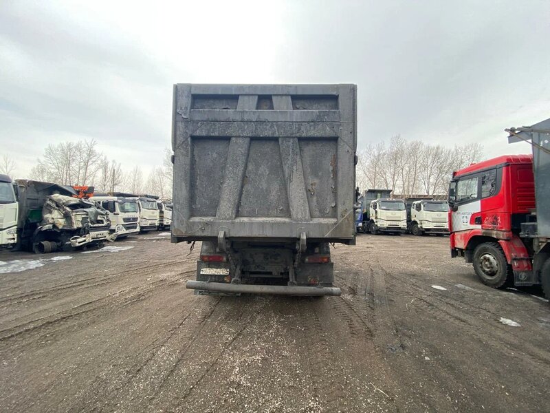 Shacman (Shaanxi) SX 8x4 Самосвал — фото 10