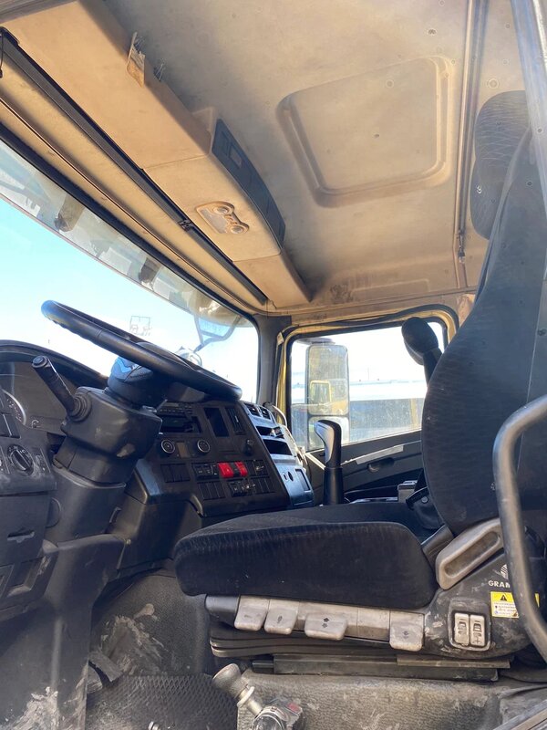 Shacman (Shaanxi) SX 8x4 Самосвал — фото 9