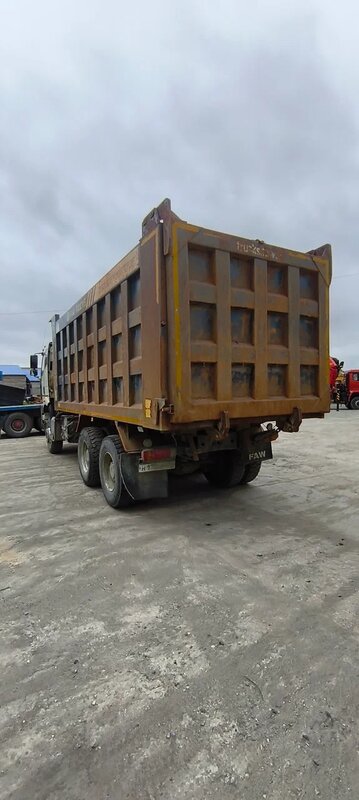 FAW J6 6x4 Самосвал — фото 7