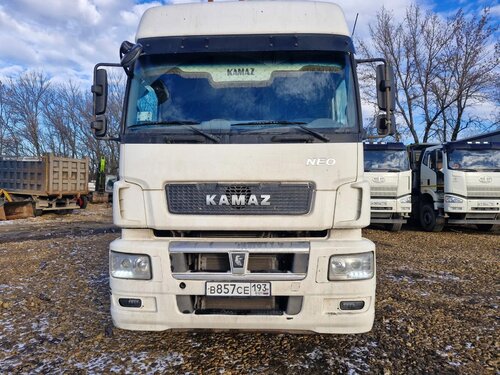 КамАЗ 5490 4x2 Седельный тягач