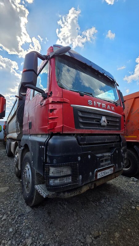 SITRAK C7H 8x4 Самосвал — фото 2