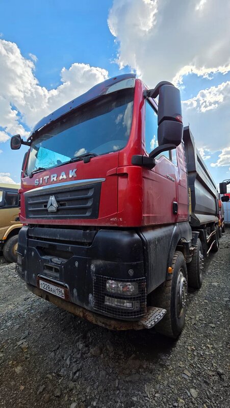 SITRAK C7H 8x4 Самосвал — фото 3