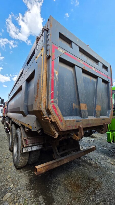 SITRAK C7H 8x4 Самосвал — фото 5