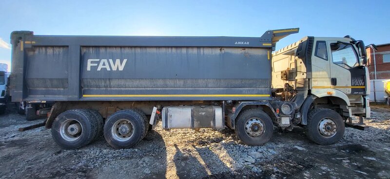 Автомастер 6589 на шасси FAW CA 3310 8x4 Самосвал — фото 4