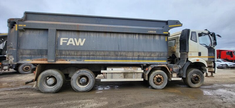 Автомастер 6589 на шасси FAW CA 3310 8x4 Самосвал — фото 5