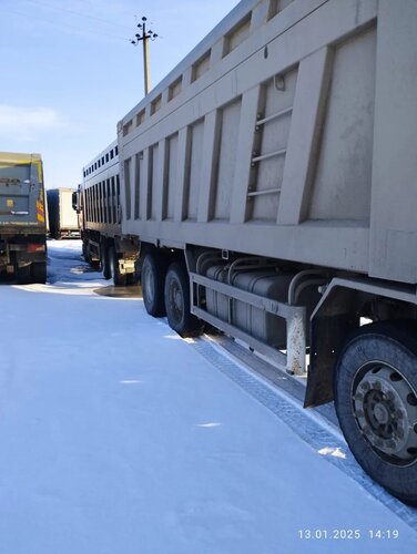 Shacman (Shaanxi) SX 8x4 Самосвал