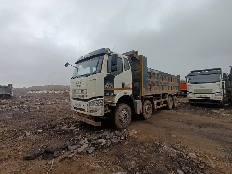 FAW CA 3310 8x4 Самосвал — фото 3