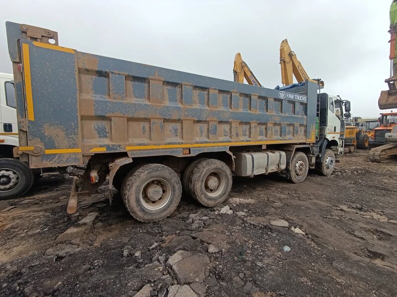 FAW CA 3310 8x4 Самосвал — фото 7