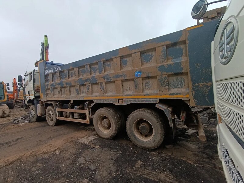 FAW CA 3310 8x4 Самосвал — фото 8