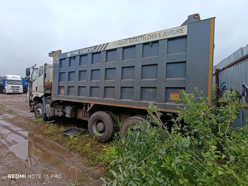 FAW J6 6x4 Самосвал — фото 4