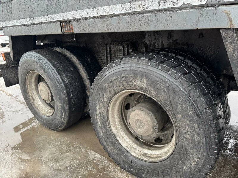 Shacman (Shaanxi) SX 8x4 Самосвал — фото 12