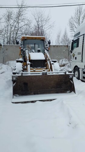 YUGONG 488 Экскаватор-погрузчик