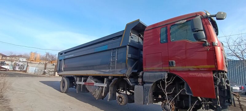 SITRAK C7H 8x4 Самосвал — фото 2