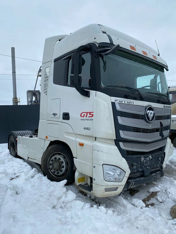 Foton AUMAN 4x2 Седельный тягач — фото 3