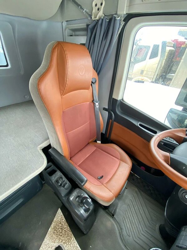 Foton AUMAN 4x2 Седельный тягач — фото 8