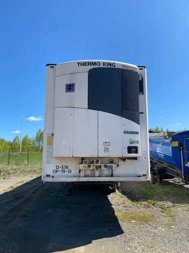 Schmitz Cargobull SKO24 Полуприцеп изотермический/рефрижератор