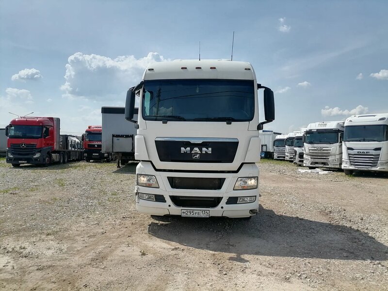 MAN TGX 4x2 Седельный тягач — фото 1