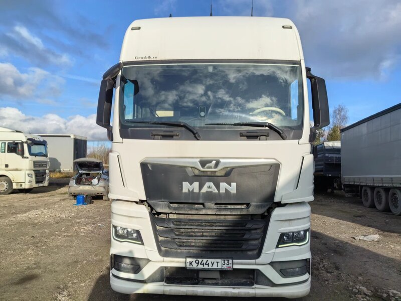 MAN TGX 4x2 Седельный тягач — фото 1