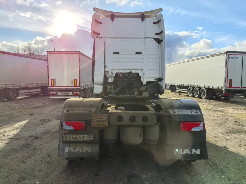 MAN TGX 4x2 Седельный тягач — фото 4