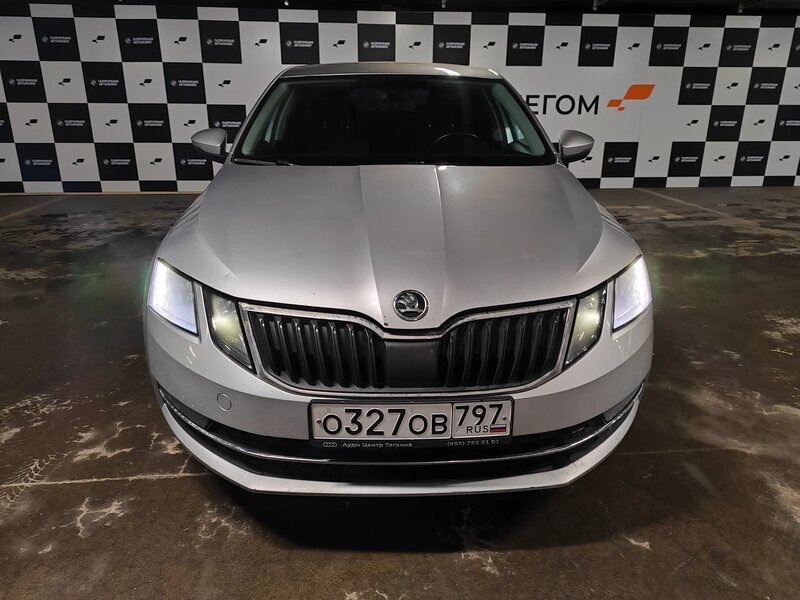 Skoda OCTAVIA — фото 1