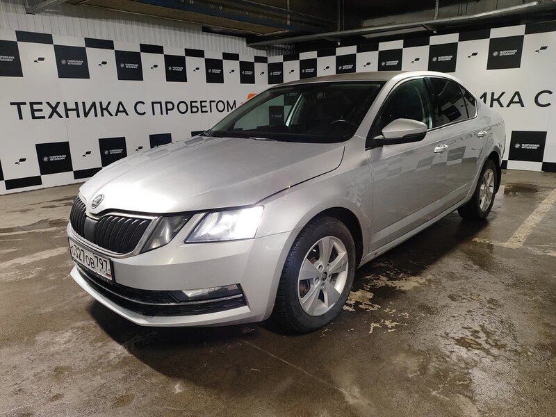 Skoda OCTAVIA — фото 2