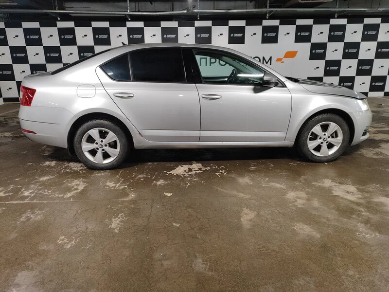 Skoda OCTAVIA — фото 4