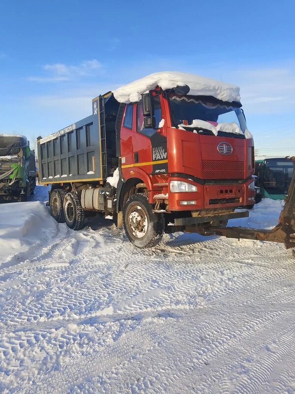 FAW J6 6x6 Самосвал — фото 1