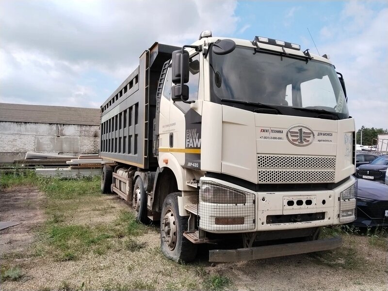 FAW CA 3310 8x4 Самосвал — фото 3