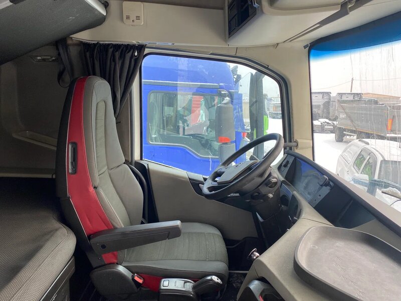 Volvo FH 4x2 Седельный тягач — фото 10