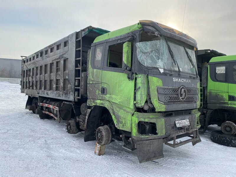 Shacman (Shaanxi) SX 8x4 Самосвал — фото 1