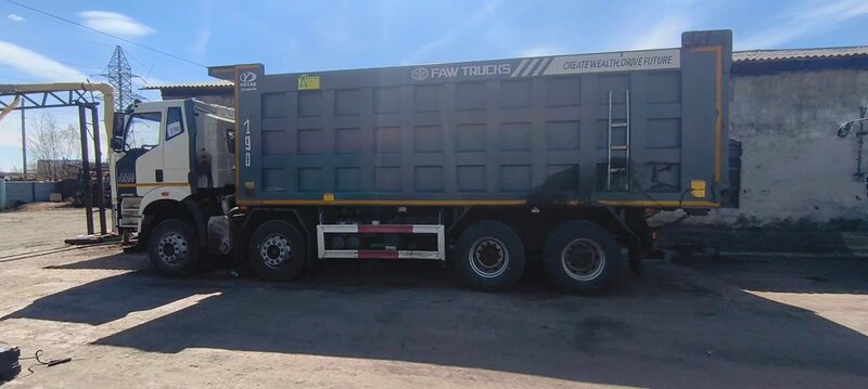FAW J6 8x4 Самосвал — фото 4