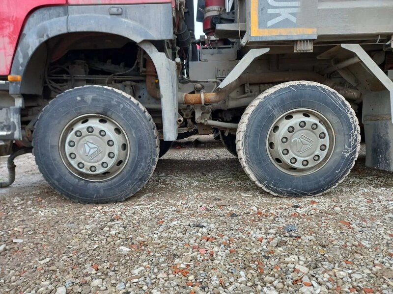 Howo ZZ 8x4 Самосвал — фото 10