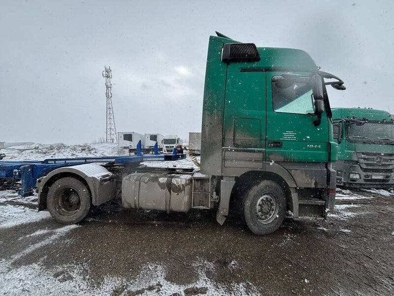 Mercedes-Benz ACTROS 4x2 Седельный тягач — фото 3