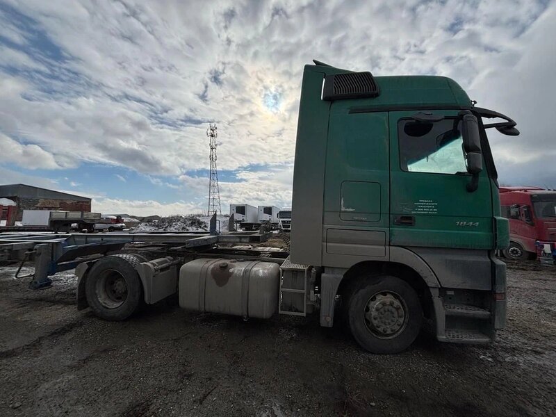 Mercedes-Benz ACTROS 4x2 Седельный тягач — фото 12