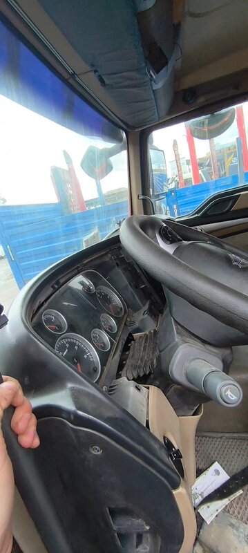 Howo T5G 8x4 Самосвал — фото 8