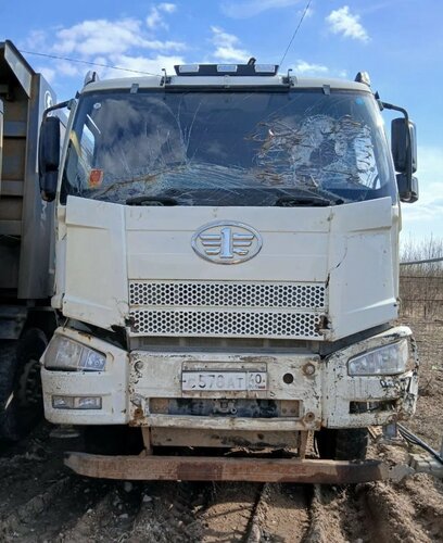 FAW J6 8x4 Самосвал