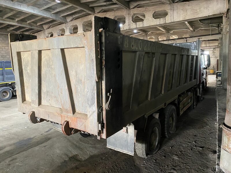 Shacman (Shaanxi) SX 8x4 Самосвал — фото 6