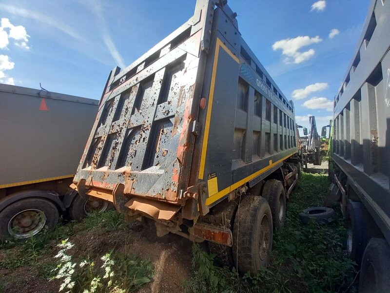 Howo ZZ 8x4 Самосвал — фото 4