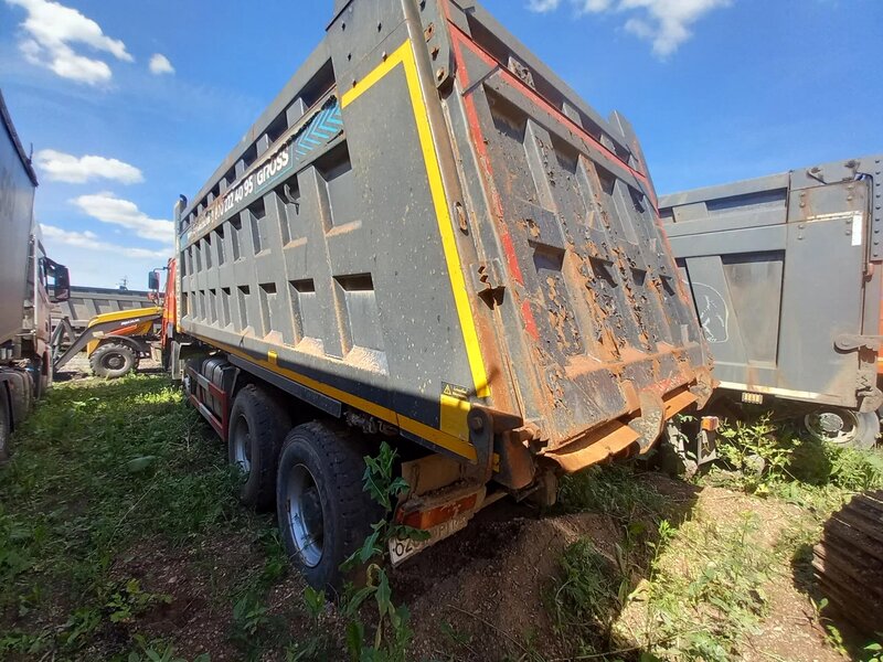 Howo ZZ 8x4 Самосвал — фото 5