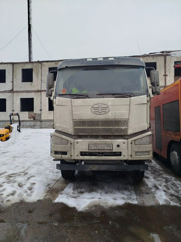 FAW J6 6x6 Самосвал — фото 1
