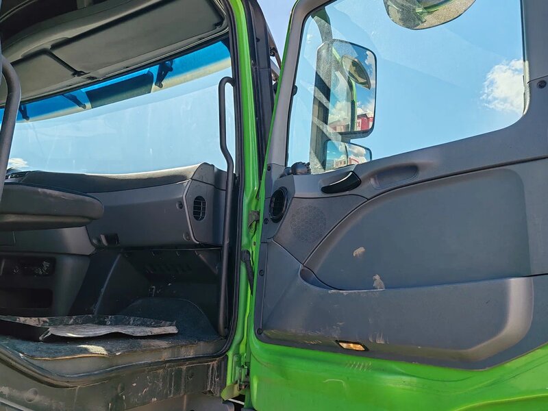 Mercedes-Benz ACTROS 4x2 Седельный тягач — фото 9