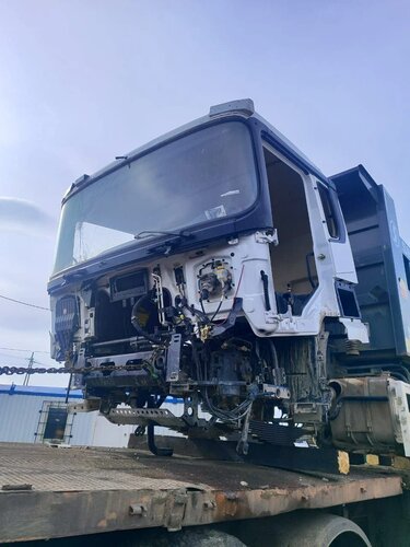 Shacman (Shaanxi) SX 6x6 Самосвал