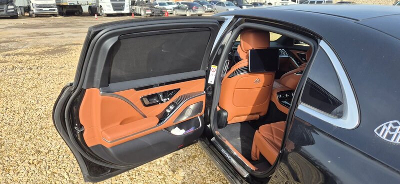 Mercedes-Benz Maybach — фото 14