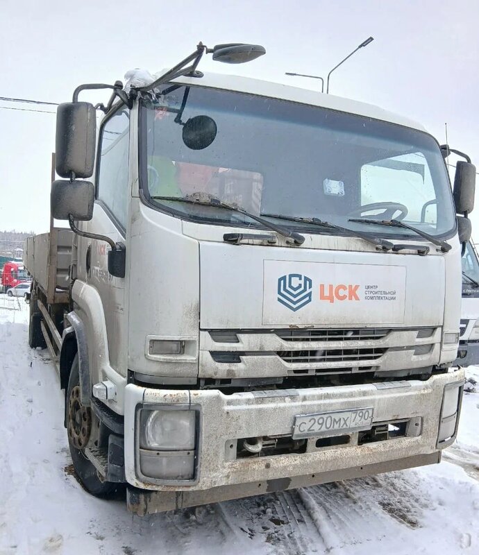 РусТрак 4389 на шасси Isuzu Forward 18.0 (FVR) Бортовой с КМУ — фото 2
