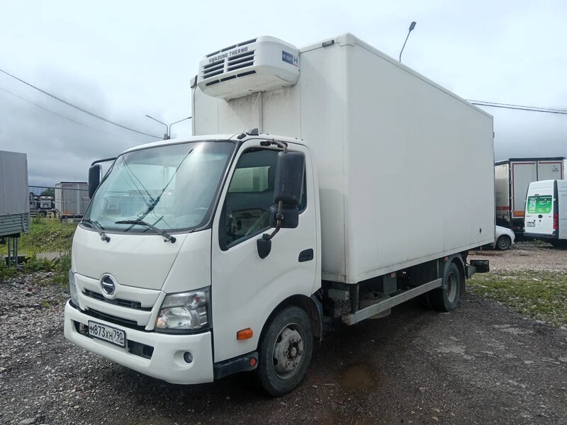 Центртранстехмаш АФ-4771 на шасси HINO 300 4x2 изотермический/рефрижератор с гидробортом (кат. C) — фото 3